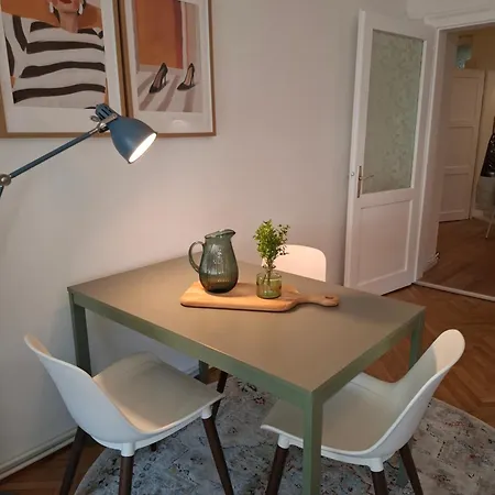 Marschall 8 * Graz